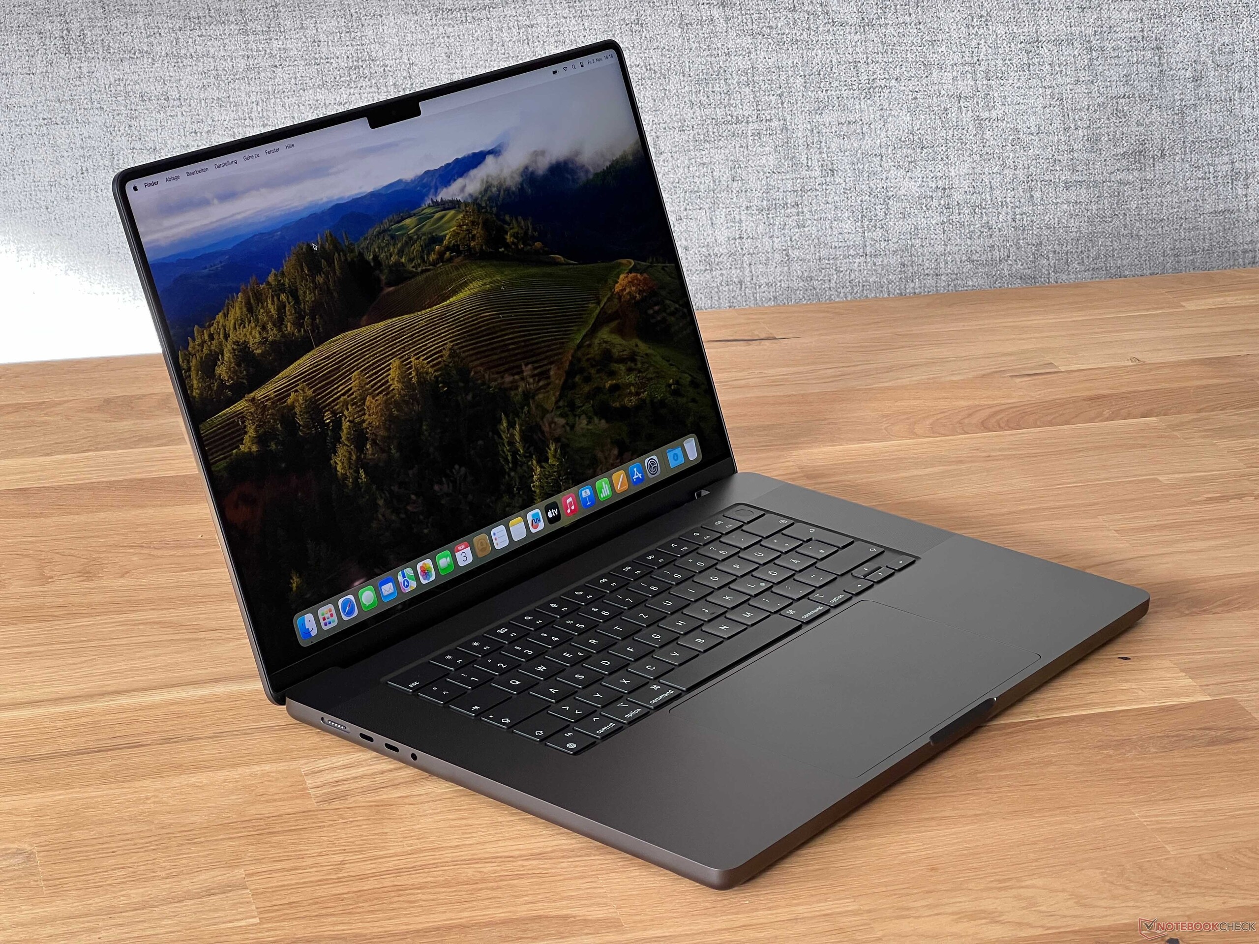 Best deals Apple MacBook Pro 16 M3 Pro/36GB/512GB (MRW23 - Late 